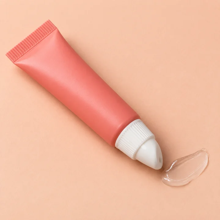 Coral lip tube studio product reference